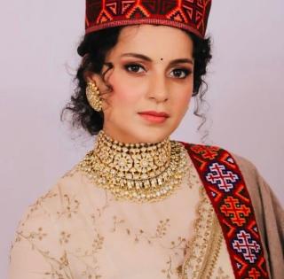 Kangana's favourite activity: 'Breaking bones and pulling out eye balls' | Kangana's favourite activity: 'Breaking bones and pulling out eye balls' Kangana's favourite activity: 'Breaking bones and pulling out eye balls' | Kangana's favourite activity: 'Breaking bones and pulling out eye balls'