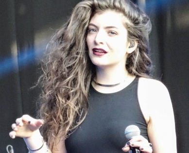 Lorde 'gripped by angst' every night of 'Melodrama' tour | Lorde 'gripped by angst' every night of 'Melodrama' tour