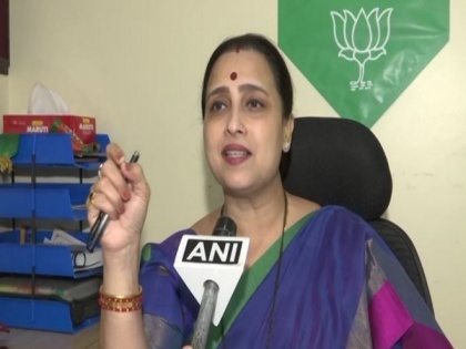 Law and order in Mumbai gone to potholes of city roads, says BJP's Chitra Wagh over Kurla rape, murder case | Law and order in Mumbai gone to potholes of city roads, says BJP's Chitra Wagh over Kurla rape, murder case