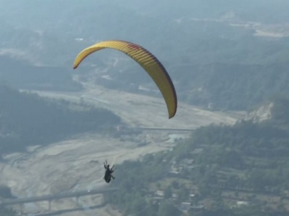J-K: Paragliding event organised at Athem to improve tourism | J-K: Paragliding event organised at Athem to improve tourism