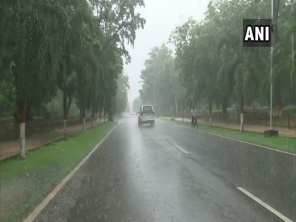 IMD issues heavy rainfall alert for 8 Bihar districts | IMD issues heavy rainfall alert for 8 Bihar districts