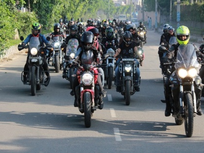Women bikers take out rally ahead of I-Day to spread awareness about road safety | Women bikers take out rally ahead of I-Day to spread awareness about road safety