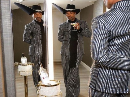 Hats off to Billy Porter's crustal pin suit | Hats off to Billy Porter's crustal pin suit