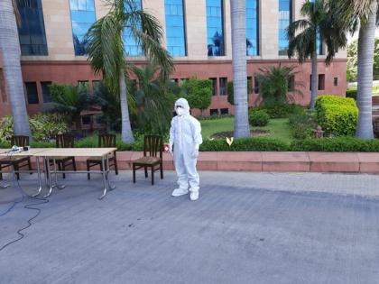 Combating COVID-19: DRDO develops bio suit with seam sealing glue | Combating COVID-19: DRDO develops bio suit with seam sealing glue