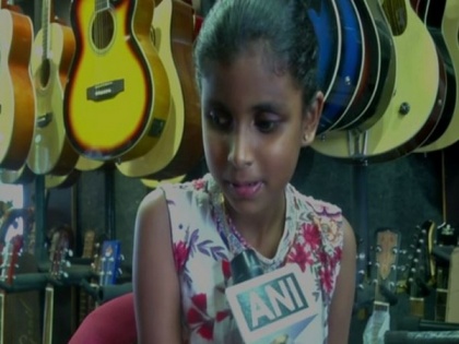 TN: 8-year-old visually impaired girl plays piano in Coimbatore | TN: 8-year-old visually impaired girl plays piano in Coimbatore