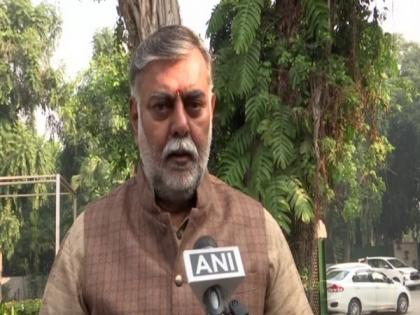 Whether it's Akhilesh or Rahul Gandhi, when they attack Sanatan Dharma, they can be considered to be invaders: Prahlad Patel | Whether it's Akhilesh or Rahul Gandhi, when they attack Sanatan Dharma, they can be considered to be invaders: Prahlad Patel