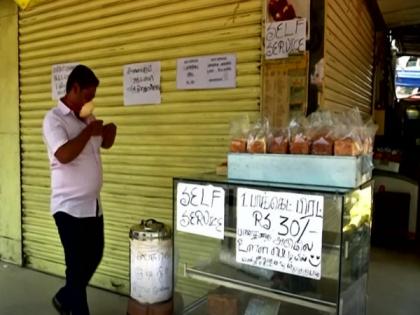 Bread seller introduces self-service to maintain social distancing in Coimbatore amid lockdown | Bread seller introduces self-service to maintain social distancing in Coimbatore amid lockdown