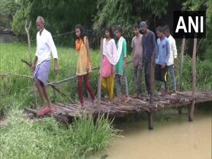 Chhattigarh: Villagers threaten to boycott panchayat polls over non-construction of bridge | Chhattigarh: Villagers threaten to boycott panchayat polls over non-construction of bridge