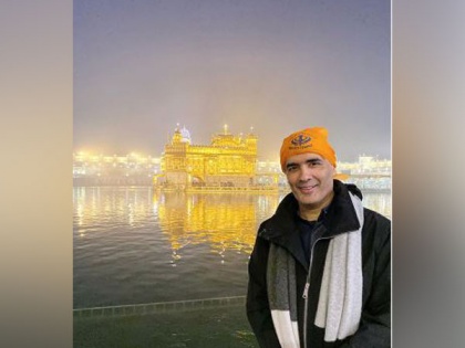 Msh Malhotra seeks blessings at Golden Temple on 53rd birthday | Msh Malhotra seeks blessings at Golden Temple on 53rd birthday