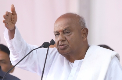 Ex-PM H.D. Deve Gowda takes oath as RS member | Ex-PM H.D. Deve Gowda takes oath as RS member