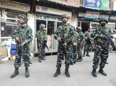 Gunfight breaks out in J&K's Srinagar | Gunfight breaks out in J&K's Srinagar
