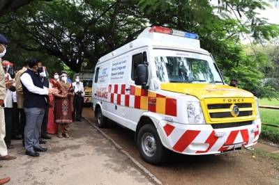 K'taka: '108 ambulance service failed to reach 50% patients within time' | K'taka: '108 ambulance service failed to reach 50% patients within time' K'taka: '108 ambulance service failed to reach 50% patients within time' | K'taka: '108 ambulance service failed to reach 50% patients within time'