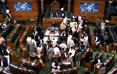 Opposition protests in Lok Sabha after several adjournment motions rejected | Opposition protests in Lok Sabha after several adjournment motions rejected