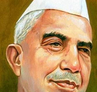 Yogi govt to observe Charan Singh birth anniversary in big way | Yogi govt to observe Charan Singh birth anniversary in big way