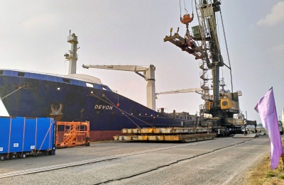 Kolkata Port launches direct cargo service to UAE | Kolkata Port launches direct cargo service to UAE Kolkata Port launches direct cargo service to UAE | Kolkata Port launches direct cargo service to UAE