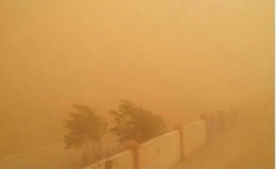 Sandstorms and Rain Sweep Through Gujarat; Impacting Power, Farming | Sandstorms and Rain Sweep Through Gujarat; Impacting Power, Farming