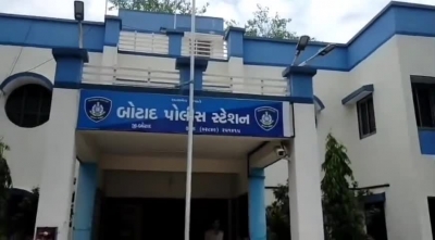 5 booked for gang-raping woman in Gujarat's Botad | 5 booked for gang-raping woman in Gujarat's Botad 5 booked for gang-raping woman in Gujarat's Botad | 5 booked for gang-raping woman in Gujarat's Botad