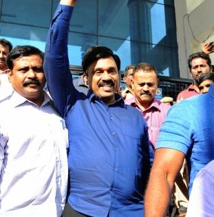 Mining baron Janardhana Reddy likely to launch new party, K'taka BJP worried | Mining baron Janardhana Reddy likely to launch new party, K'taka BJP worried