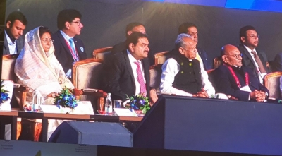 Gehlot inaugurates Invest Rajasthan Summit, Gautam Adani attends too | Gehlot inaugurates Invest Rajasthan Summit, Gautam Adani attends too