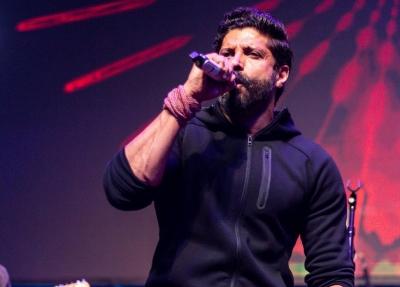 Farhan relives his band's journey as he celebrates its 10 years | Farhan relives his band's journey as he celebrates its 10 years