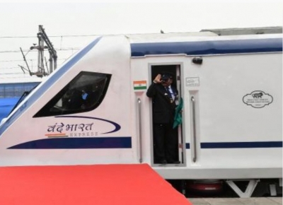 Vande Bharat, 18 other trains to get vegetarian certification | Vande Bharat, 18 other trains to get vegetarian certification