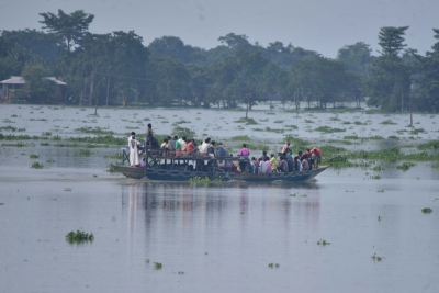 No let up in Assam flood fury, 28 lakh people affected | No let up in Assam flood fury, 28 lakh people affected