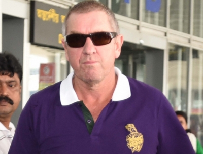 Stepping into Warne's coaching job with London Spirit bittersweet: Bayliss | Stepping into Warne's coaching job with London Spirit bittersweet: Bayliss