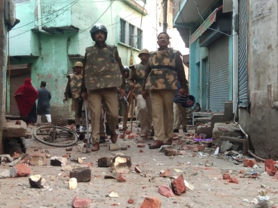 Prohibitory notices issued to 4,000 people in Aligarh | Prohibitory notices issued to 4,000 people in Aligarh