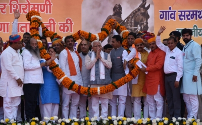 Sohna will be connected by rail-road network: Hry CM | Sohna will be connected by rail-road network: Hry CM Sohna will be connected by rail-road network: Hry CM | Sohna will be connected by rail-road network: Hry CM