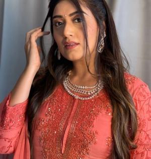 Shireen Mirza gets candid about her negative role in 'Bohot Pyaar Karte Hai' | Shireen Mirza gets candid about her negative role in 'Bohot Pyaar Karte Hai'