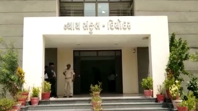 Gujarat man sentenced to death for killing three family members | Gujarat man sentenced to death for killing three family members