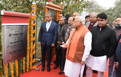 Hry CM Khattar inaugurates, lays foundation stone of 167 projects | Hry CM Khattar inaugurates, lays foundation stone of 167 projects