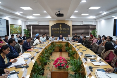 Delhi CM, LG to meet over coronavirus | Delhi CM, LG to meet over coronavirus Delhi CM, LG to meet over coronavirus | Delhi CM, LG to meet over coronavirus
