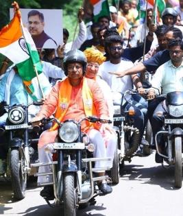 Rajasthan BJP takes out 75 km Tiranga Yatra | Rajasthan BJP takes out 75 km Tiranga Yatra Rajasthan BJP takes out 75 km Tiranga Yatra | Rajasthan BJP takes out 75 km Tiranga Yatra
