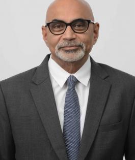 Yes Bank MD & CEO Prashant Kumar gets six month extension in post | Yes Bank MD & CEO Prashant Kumar gets six month extension in post Yes Bank MD & CEO Prashant Kumar gets six month extension in post | Yes Bank MD & CEO Prashant Kumar gets six month extension in post