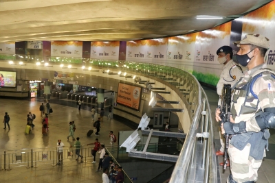 No exit from Rajiv Chowk metro stn post 9 pm on New Year's eve | No exit from Rajiv Chowk metro stn post 9 pm on New Year's eve