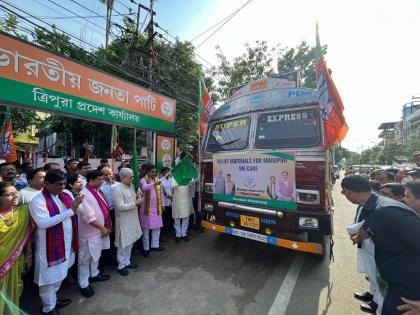 Tripura CM flags off truck carrying relief materials for Manipur | Tripura CM flags off truck carrying relief materials for Manipur