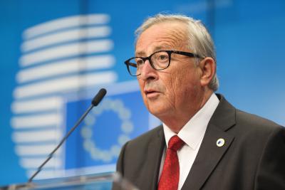 Juncker bids adieu, slams 'stupid nationalism' | Juncker bids adieu, slams 'stupid nationalism'