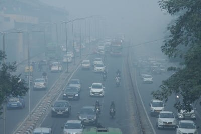 Air quality falls to 'very poor' category in Delhi-NCR | Air quality falls to 'very poor' category in Delhi-NCR Air quality falls to 'very poor' category in Delhi-NCR | Air quality falls to 'very poor' category in Delhi-NCR