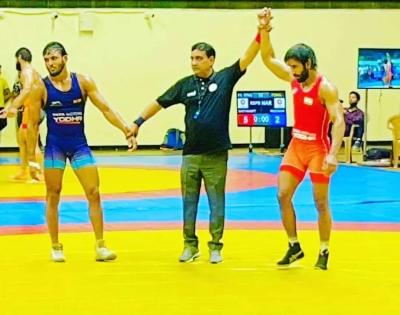 Asian Wrestling Championship trials: Ravi Dahiya gets walkover; Bajrang, Deepak book spots as well | Asian Wrestling Championship trials: Ravi Dahiya gets walkover; Bajrang, Deepak book spots as well