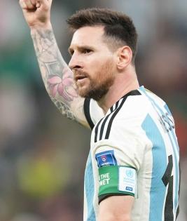 Argentina manager Scaloni hails Messi as Argentina breathe life into World Cup hopes | Argentina manager Scaloni hails Messi as Argentina breathe life into World Cup hopes