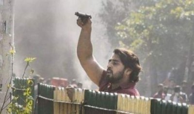 Delhi riots accused who pointed gun at cop undergoes forensic check | Delhi riots accused who pointed gun at cop undergoes forensic check
