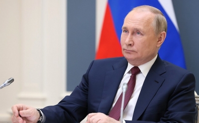 Vladimir Putin fell down the stairs at his home and soiled himself, claims report | Vladimir Putin fell down the stairs at his home and soiled himself, claims report