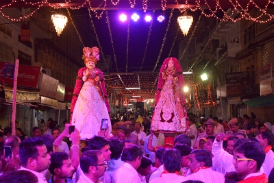 Corona fear robs Raj's Gangaur Festival of all fervour | Corona fear robs Raj's Gangaur Festival of all fervour