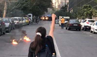 Iranian forces shooting at faces, breasts and genitals of female protesters | Iranian forces shooting at faces, breasts and genitals of female protesters