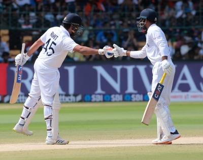 Pink ball Test, Day 2: India reach 61/1 in 2nd innings at Tea, lead Sri Lanka by 204 runs | Pink ball Test, Day 2: India reach 61/1 in 2nd innings at Tea, lead Sri Lanka by 204 runs