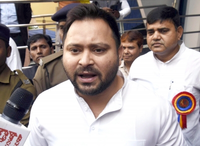 Tejashwi challenges CBI summons in Delhi HC | Tejashwi challenges CBI summons in Delhi HC