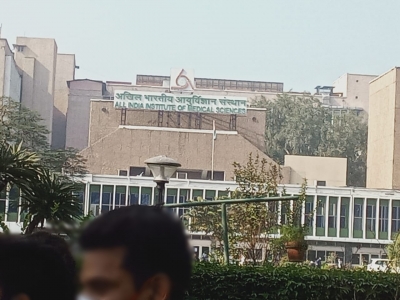AIIMS seeks list of students for Covid vaccine administration | AIIMS seeks list of students for Covid vaccine administration AIIMS seeks list of students for Covid vaccine administration | AIIMS seeks list of students for Covid vaccine administration
