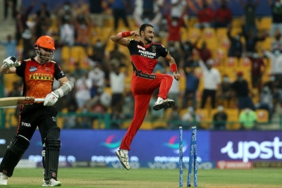 IPL 2021: Patel leads the charge for Bangalore as Hyderabad restricted to 141/7 | IPL 2021: Patel leads the charge for Bangalore as Hyderabad restricted to 141/7