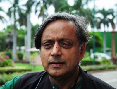 Tharoor, will he or won't he contest Cong poll? | Tharoor, will he or won't he contest Cong poll?